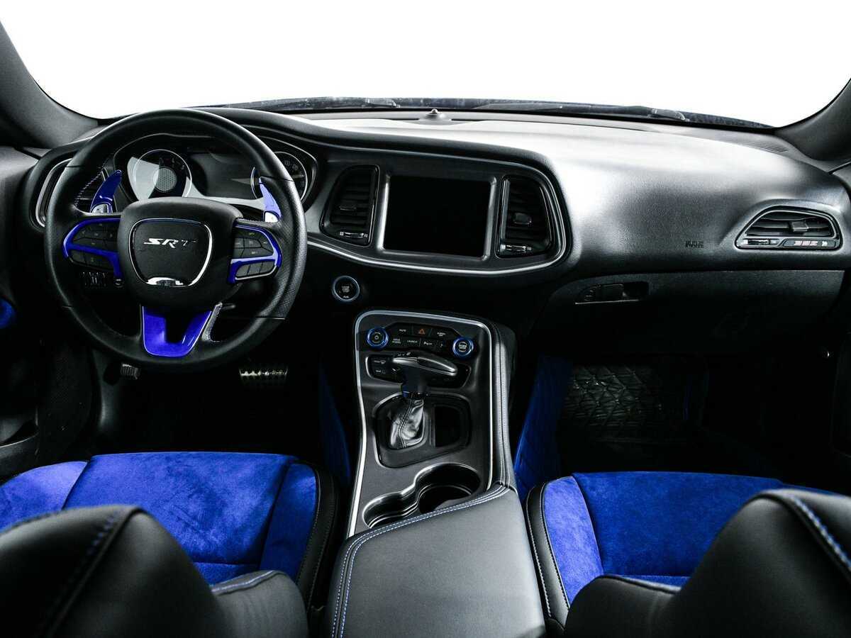 Dodge Challenger с пробегом — 2021 год. Фото: #10