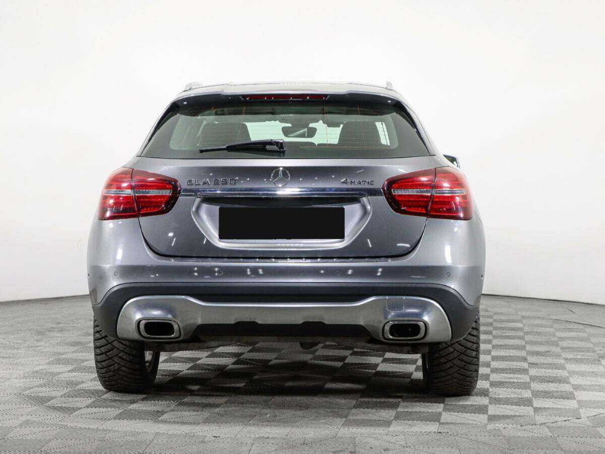 Mercedes-Benz GLA с пробегом — 2017 год. Фото: #4