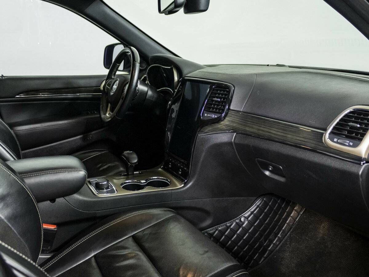 Jeep Grand Cherokee с пробегом — 2014 год. Фото: #6