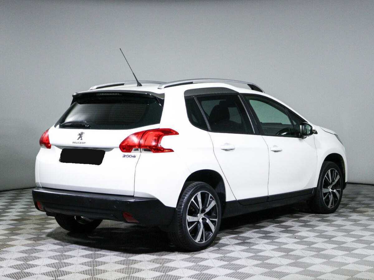 Peugeot 2008 с пробегом — 2014 год. Фото: #3