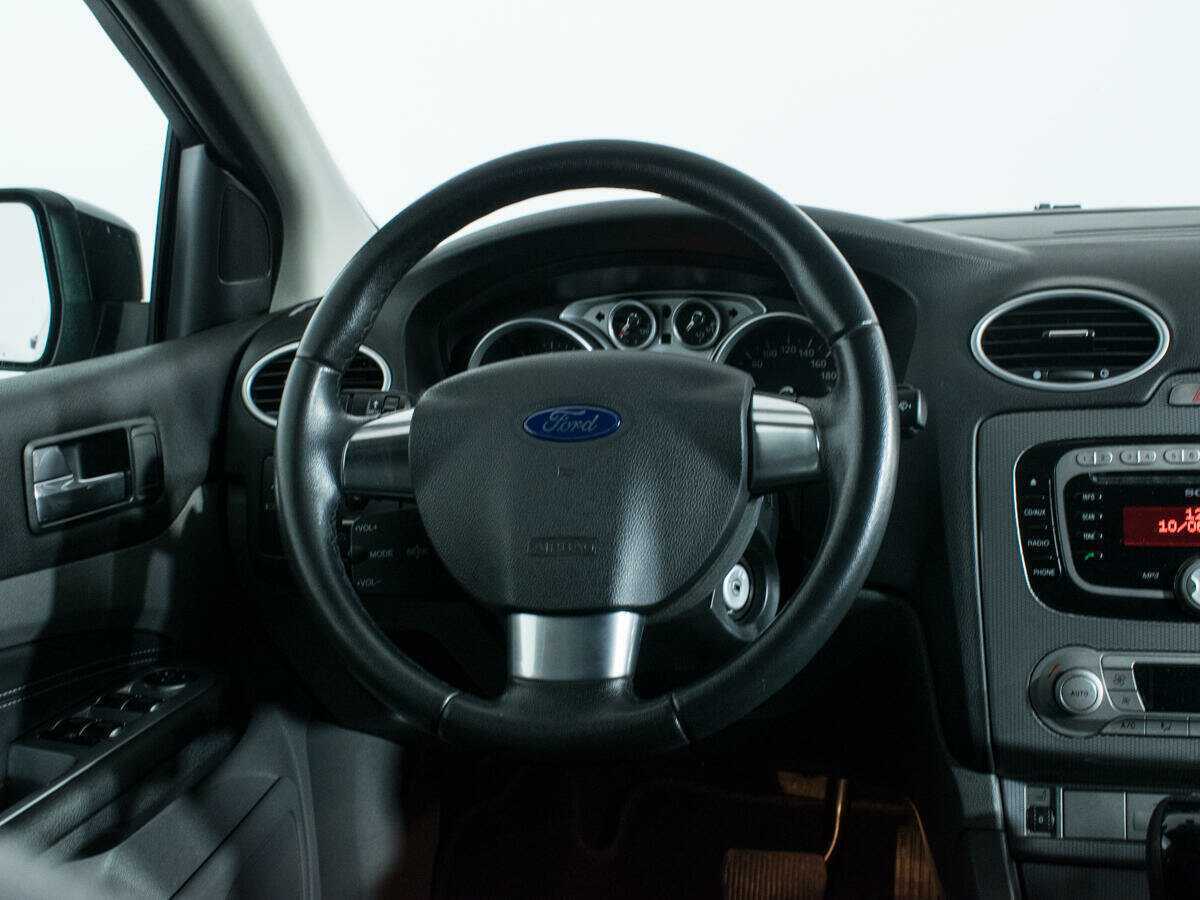 Ford Focus с пробегом — 2008 год. Фото: #13