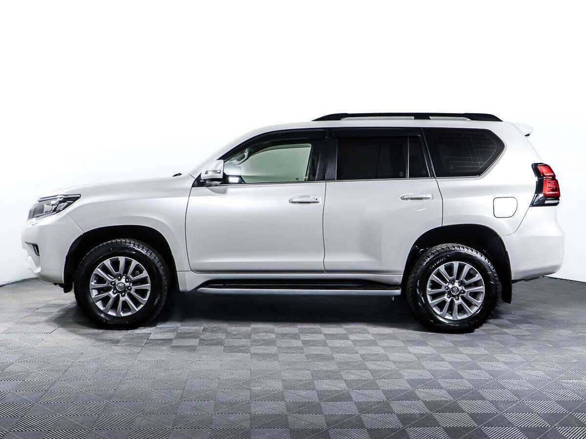 Toyota Land Cruiser Prado с пробегом — 2017 год. Фото: #6
