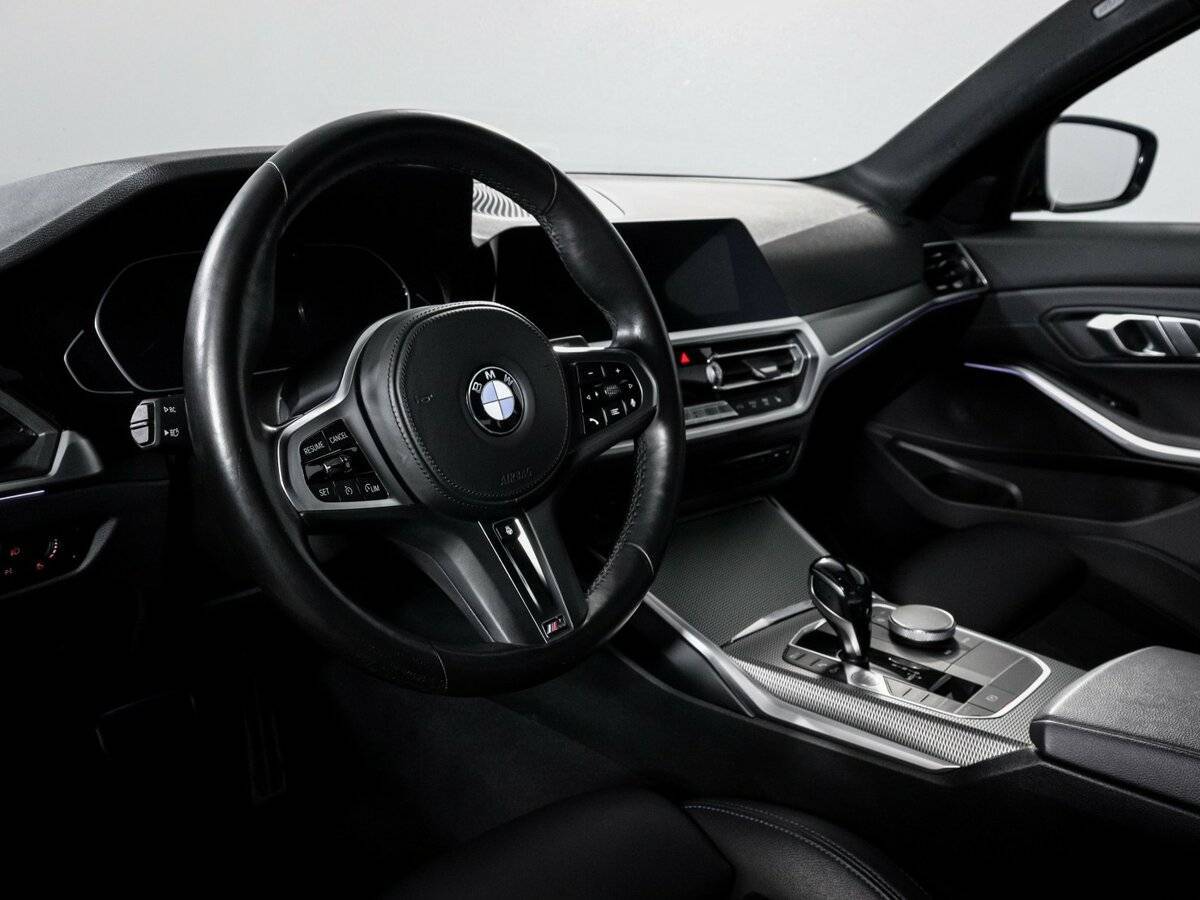 BMW 3 серии с пробегом — 2020 год. Фото: #13