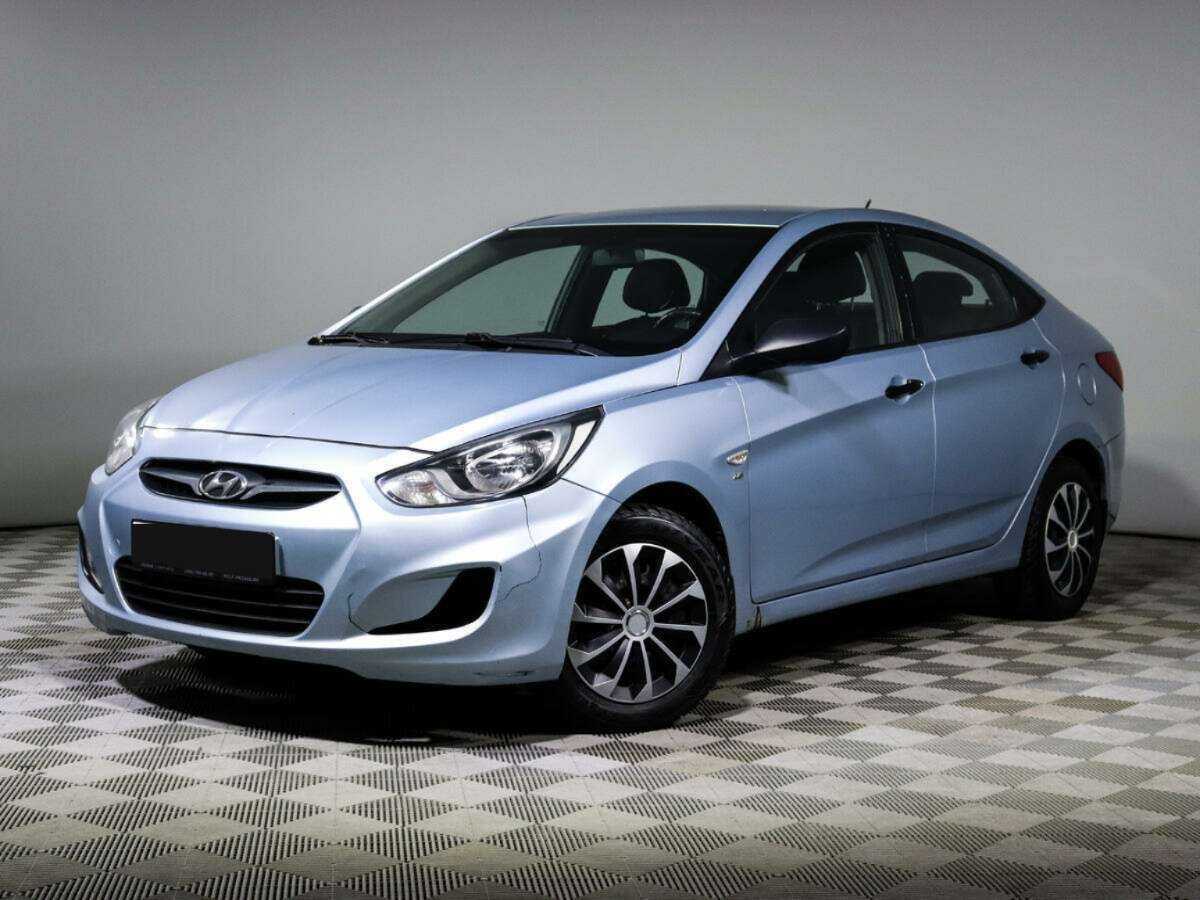 Hyundai Solaris с пробегом — 2011 год. Фото: #0