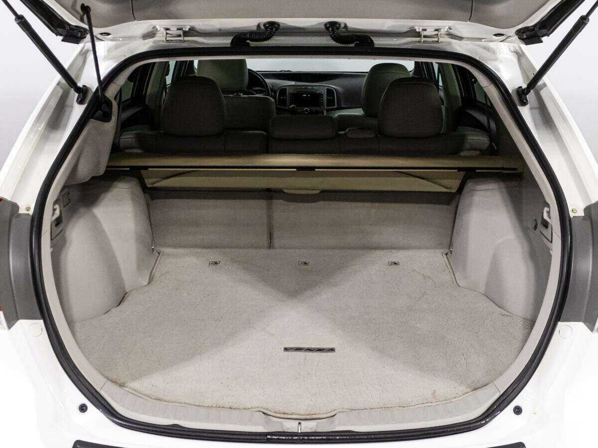 Toyota Venza с пробегом — 2010 год. Фото: #14