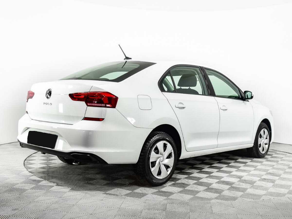 Volkswagen Polo с пробегом — 2021 год. Фото: #4