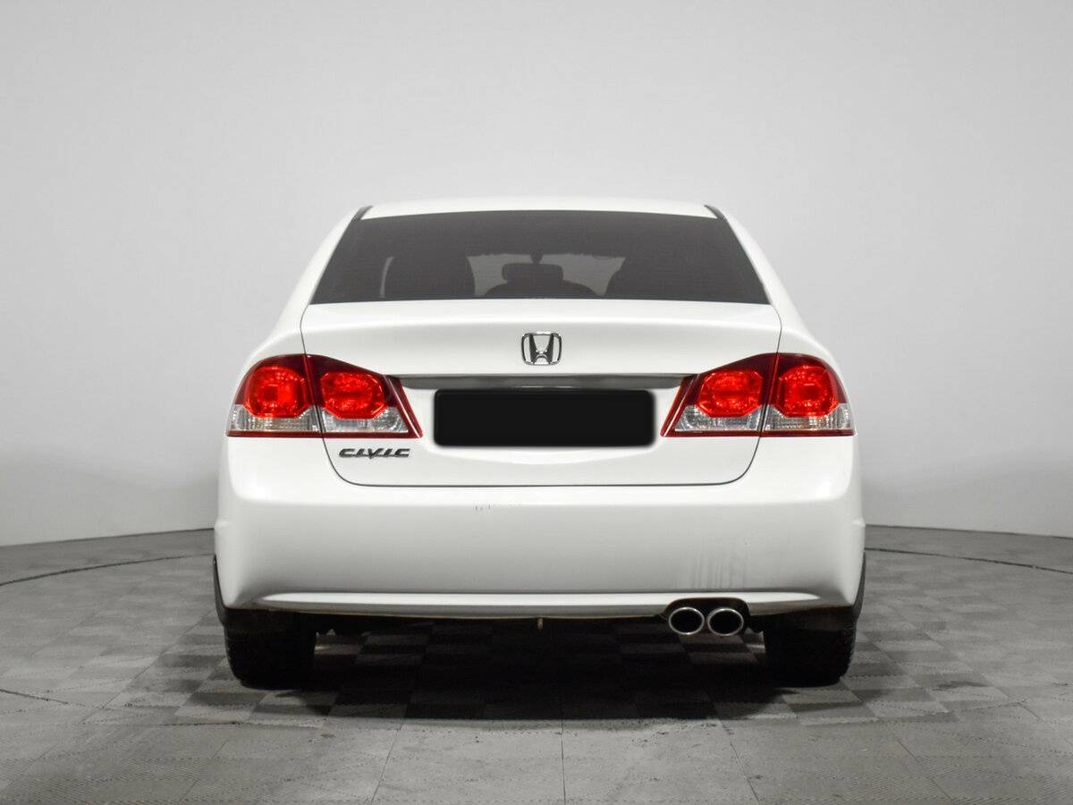 Honda Civic с пробегом — 2011 год. Фото: #4