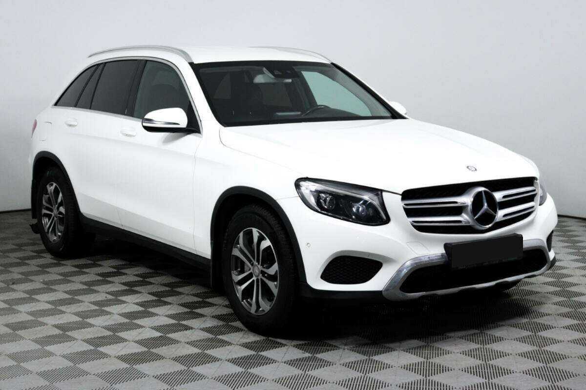Mercedes-Benz GLC с пробегом — 2015 год. Фото: #2
