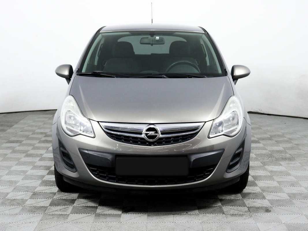 Opel Corsa с пробегом — 2011 год. Фото: #1