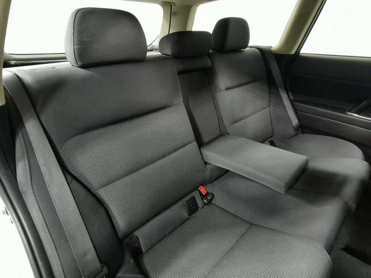 Subaru Legacy с пробегом — 2006 год. Фото: #12