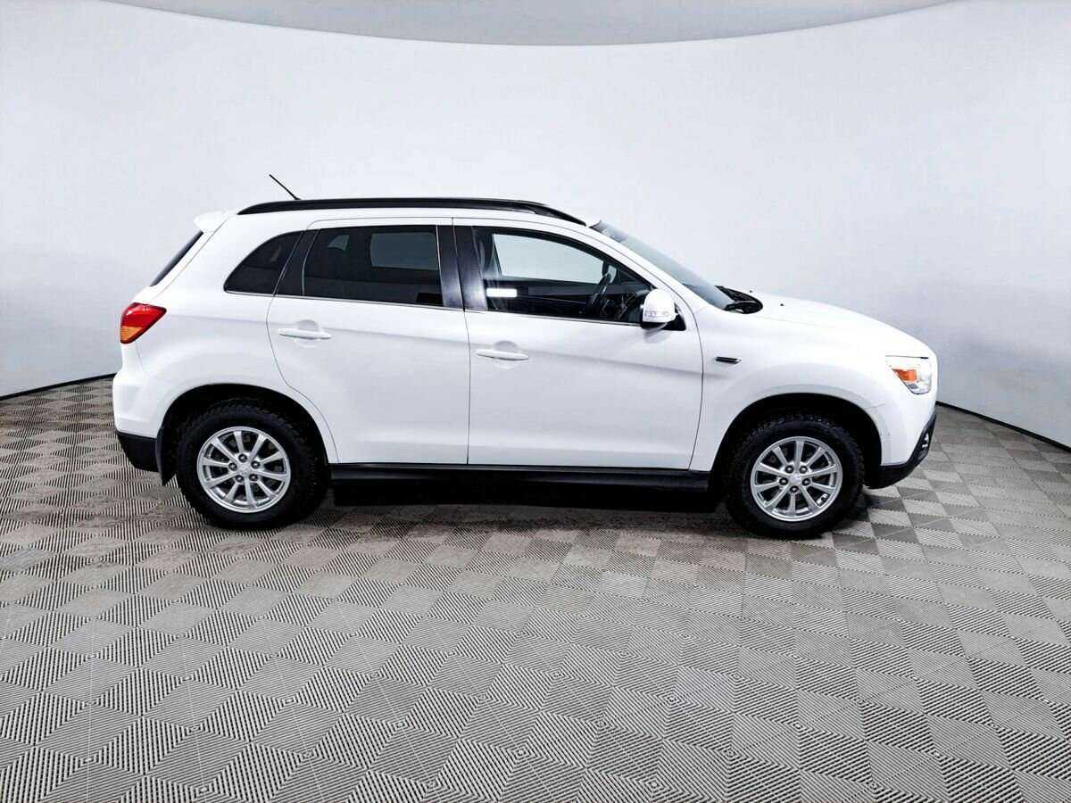 Mitsubishi ASX с пробегом — 2011 год. Фото: #3