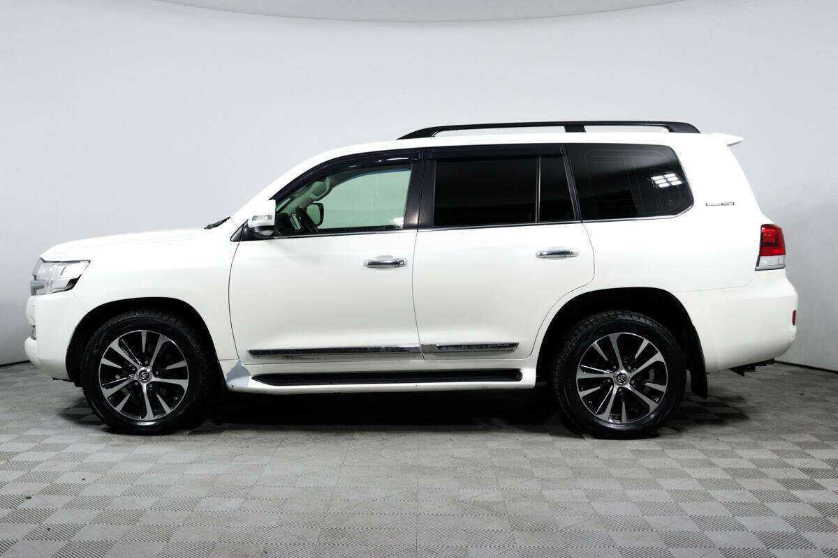 Toyota Land Cruiser с пробегом — 2015 год. Фото: #7