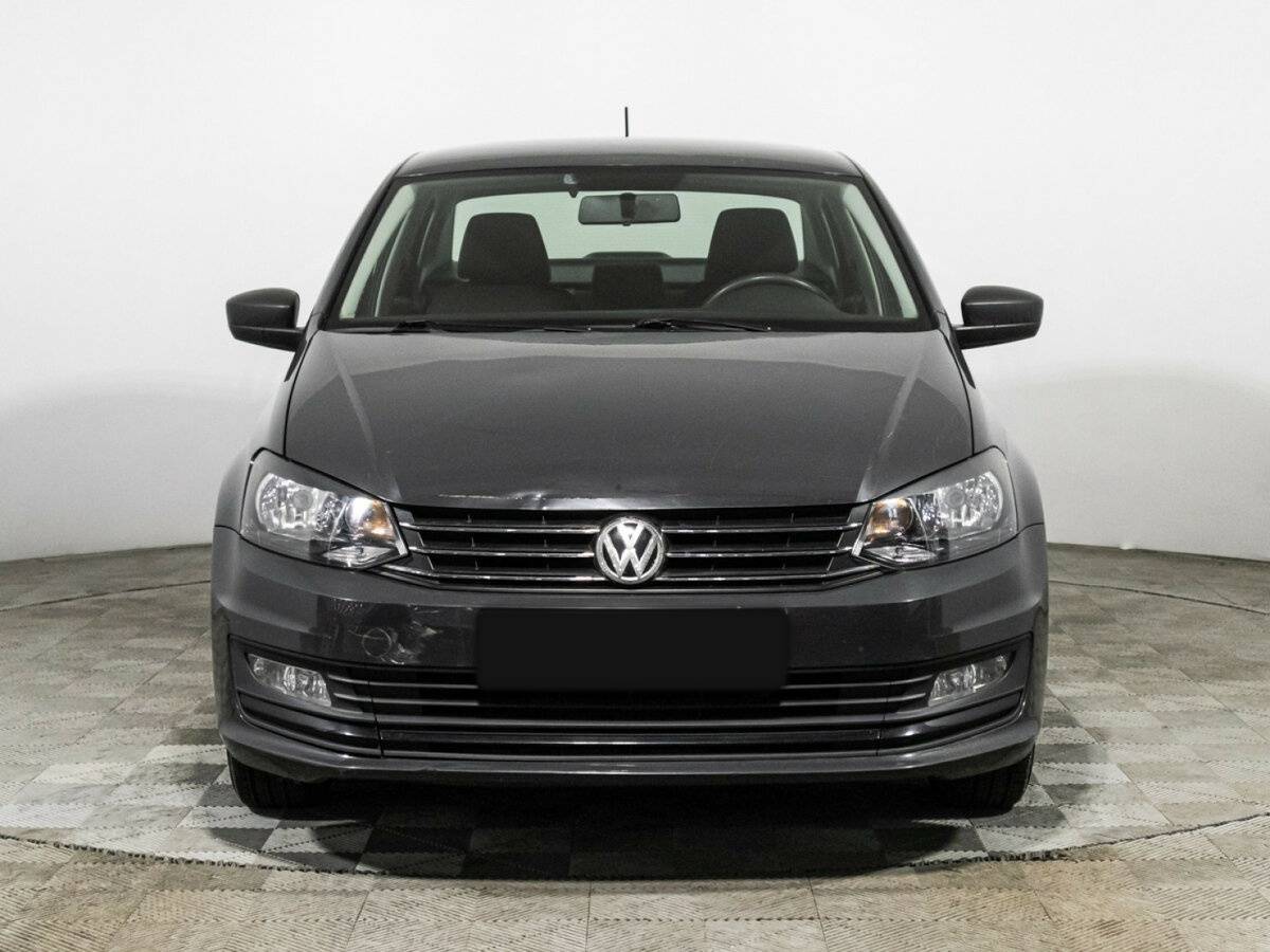 Volkswagen Polo с пробегом — 2016 год. Фото: #1