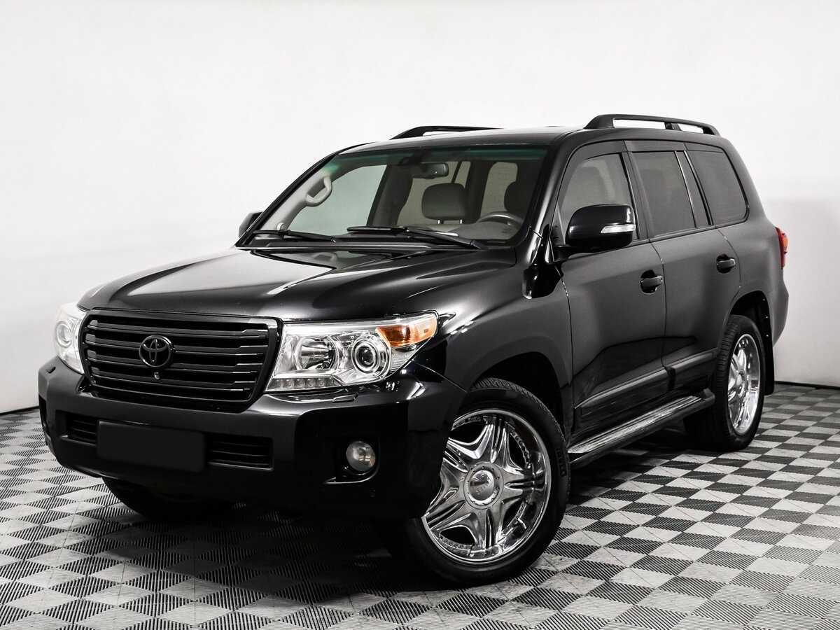 Toyota Land Cruiser с пробегом — 2012 год. Фото: #0