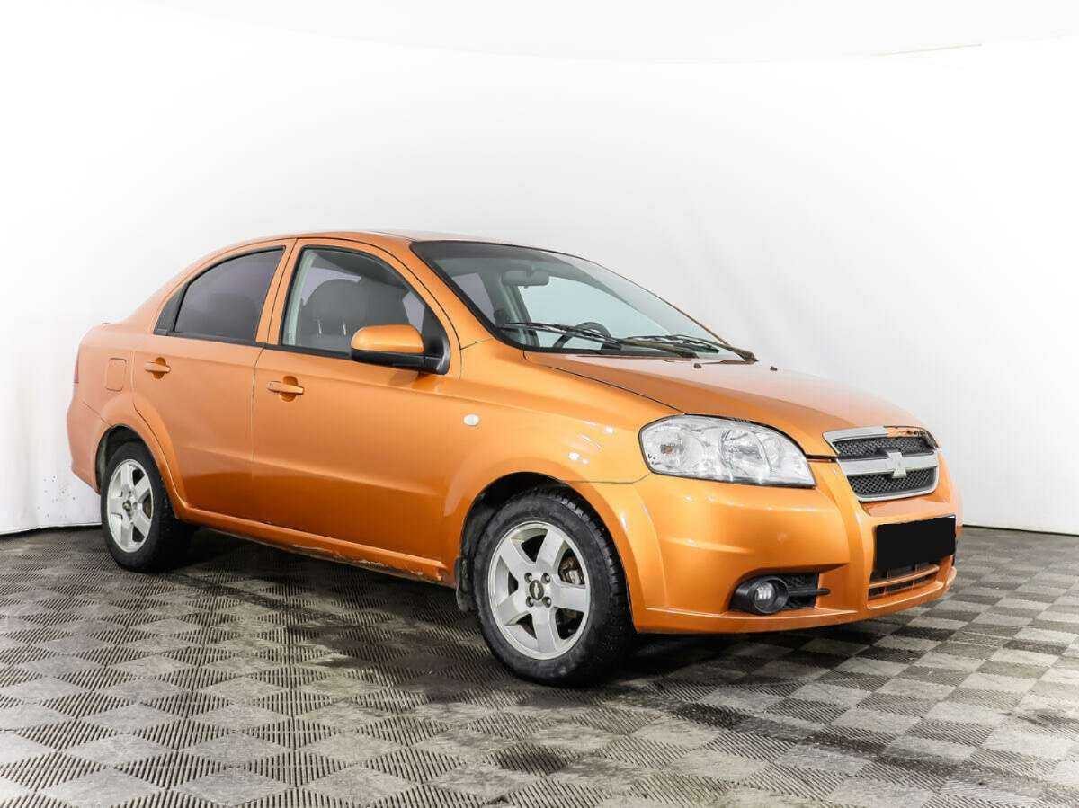 Chevrolet Aveo с пробегом — 2007 год. Фото: #2
