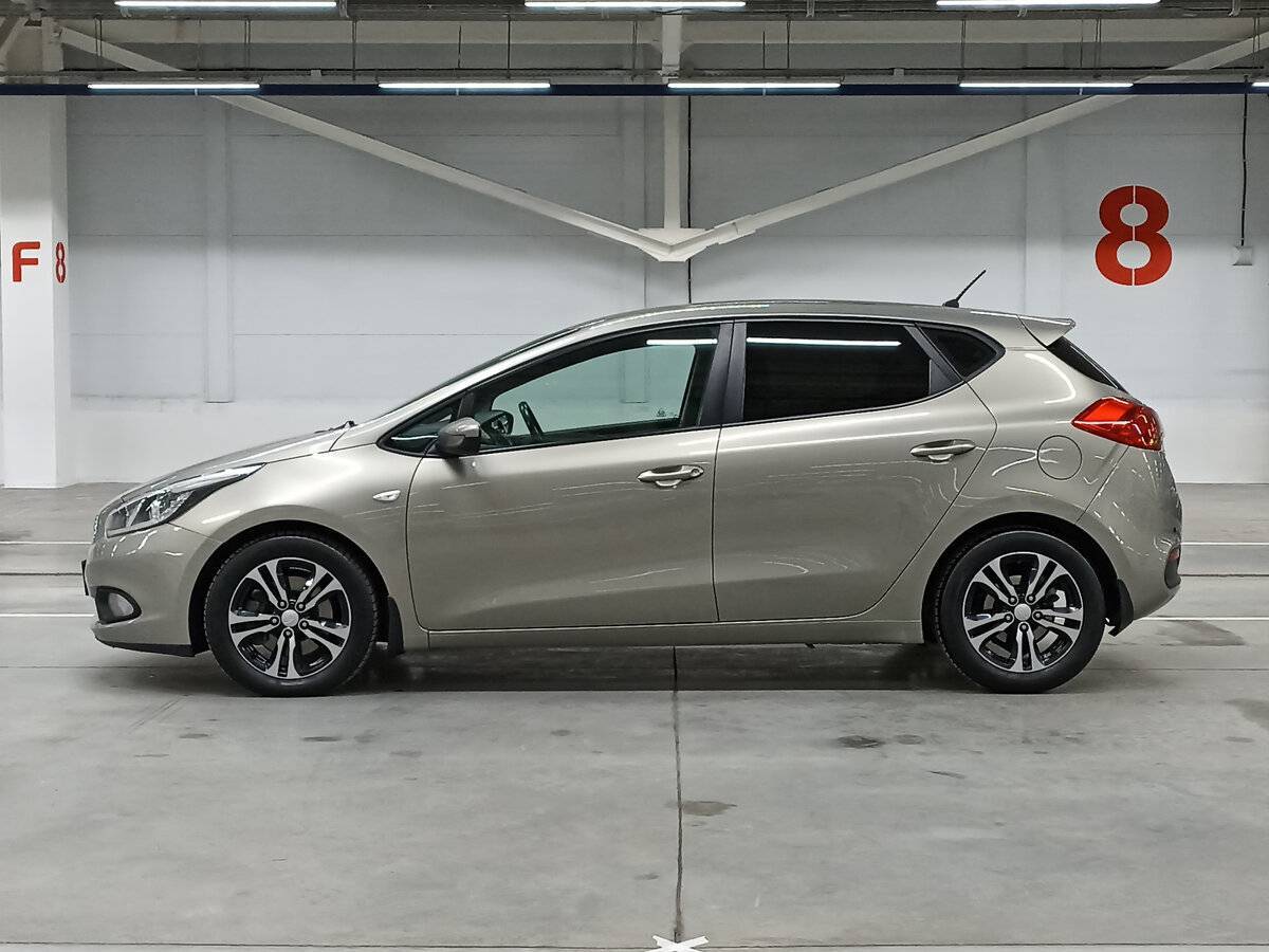 Kia Ceed с пробегом — 2015 год. Фото: #7