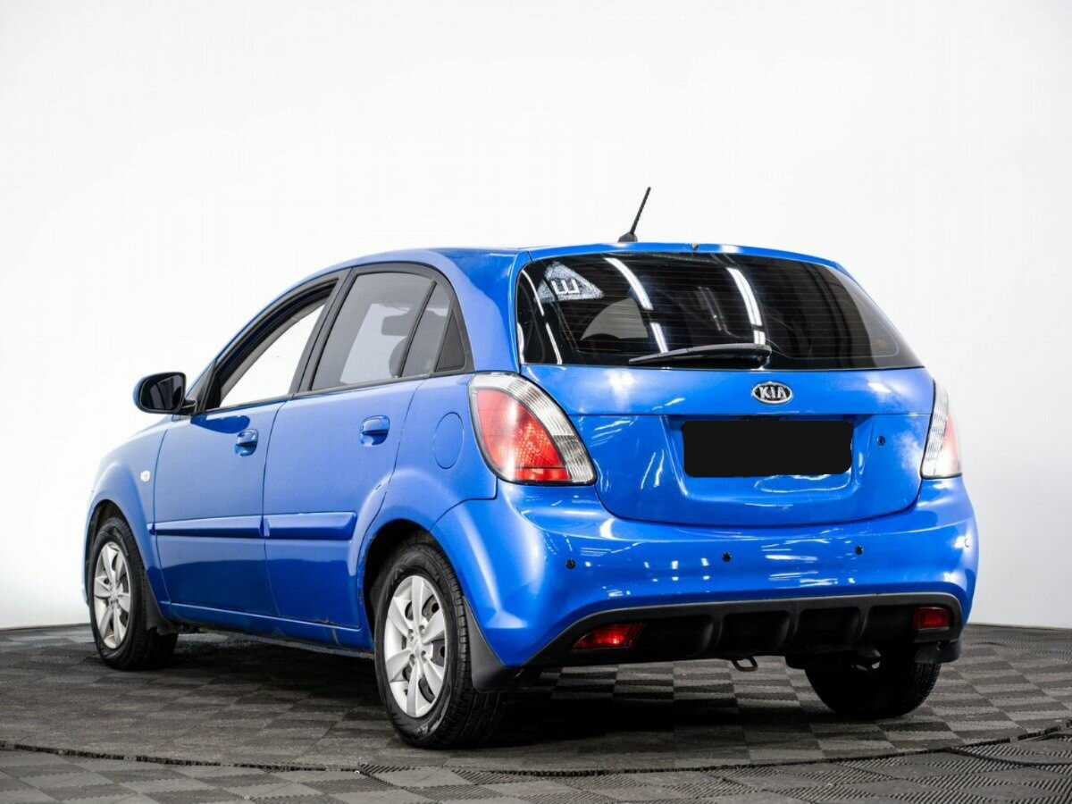 Kia Rio с пробегом — 2011 год. Фото: #4