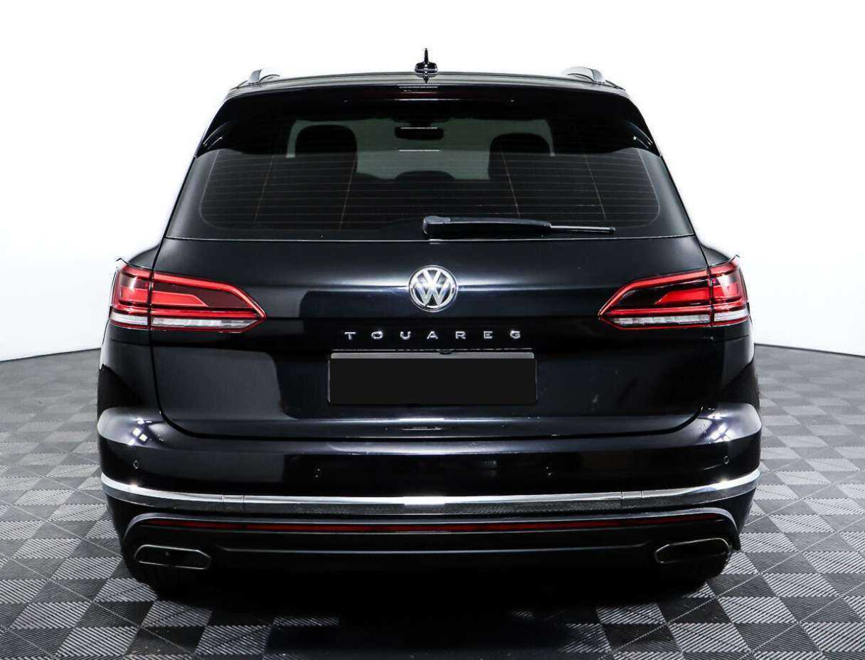 Volkswagen Touareg с пробегом — 2020 год. Фото: #5
