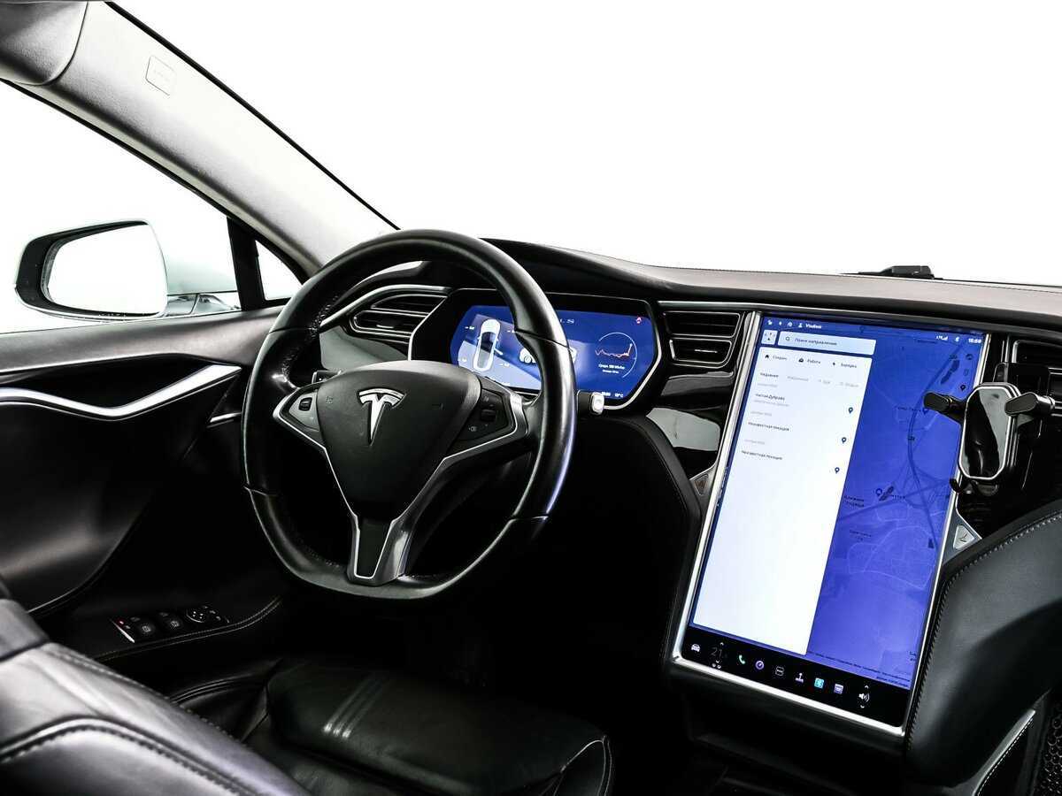 Tesla Model S с пробегом — 2016 год. Фото: #8