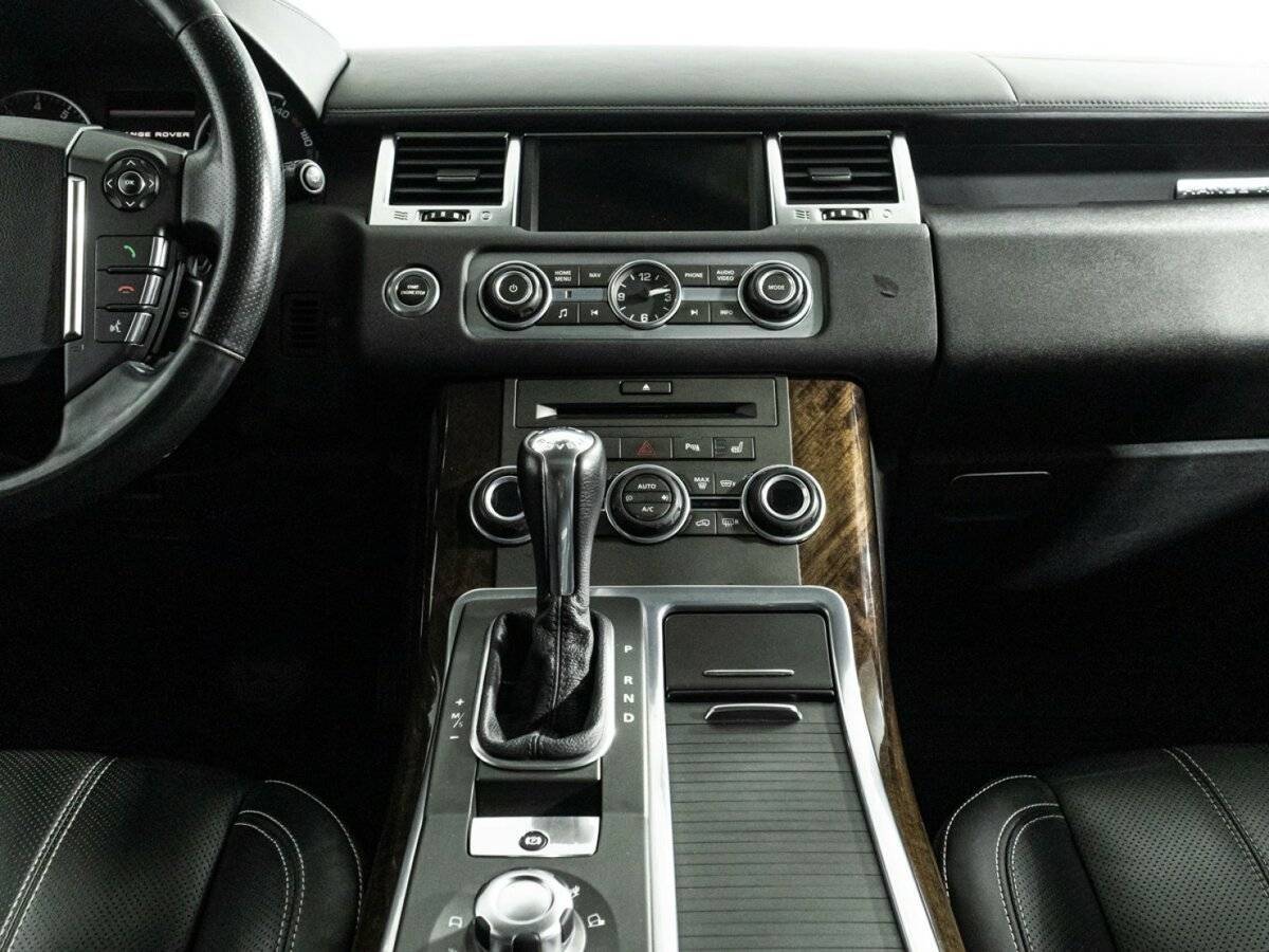 Land Rover Range Rover Sport с пробегом — 2010 год. Фото: #13