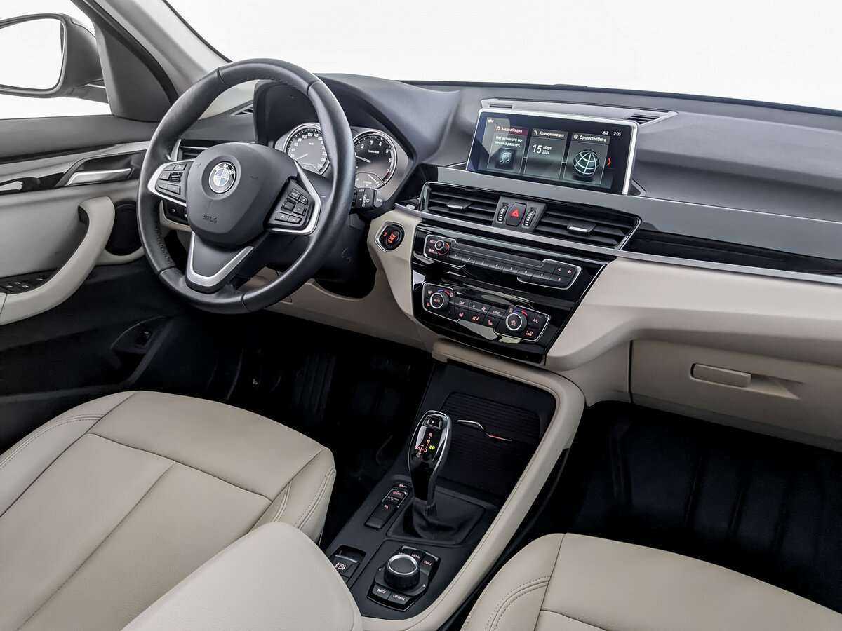 BMW X1 с пробегом — 2021 год. Фото: #8