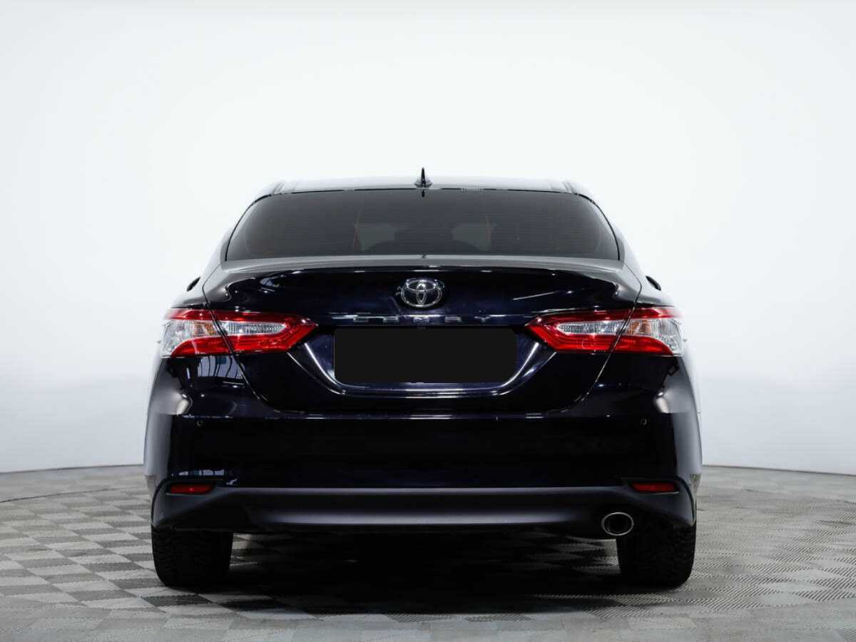 Toyota Camry с пробегом — 2020 год. Фото: #3