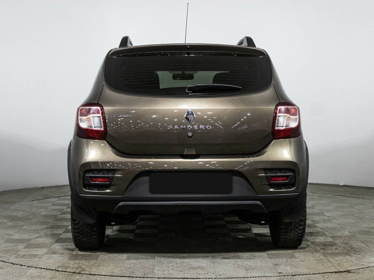 Renault Sandero с пробегом — 2019 год. Фото: #11