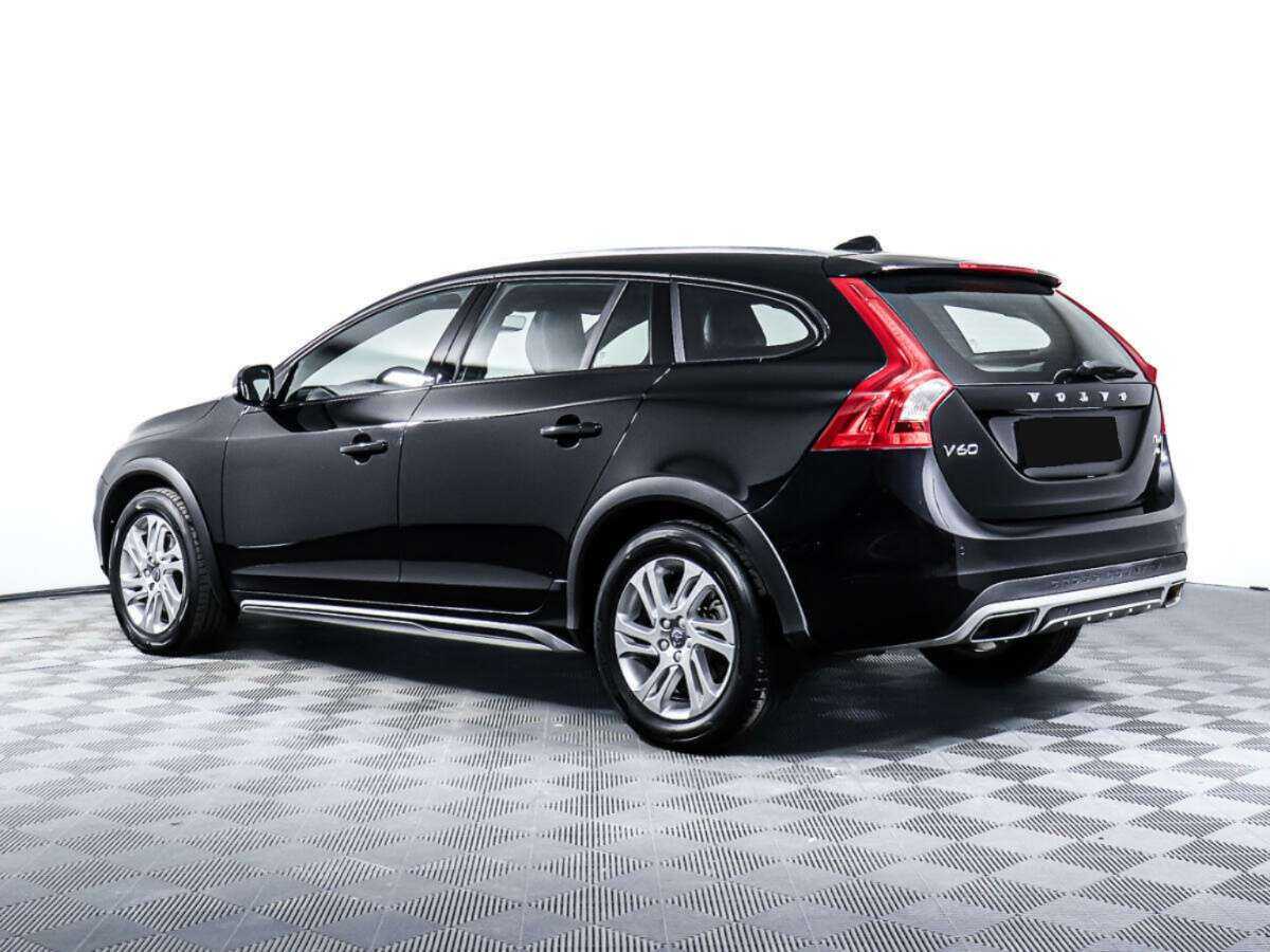 Volvo V60 Cross Country с пробегом — 2016 год. Фото: #6