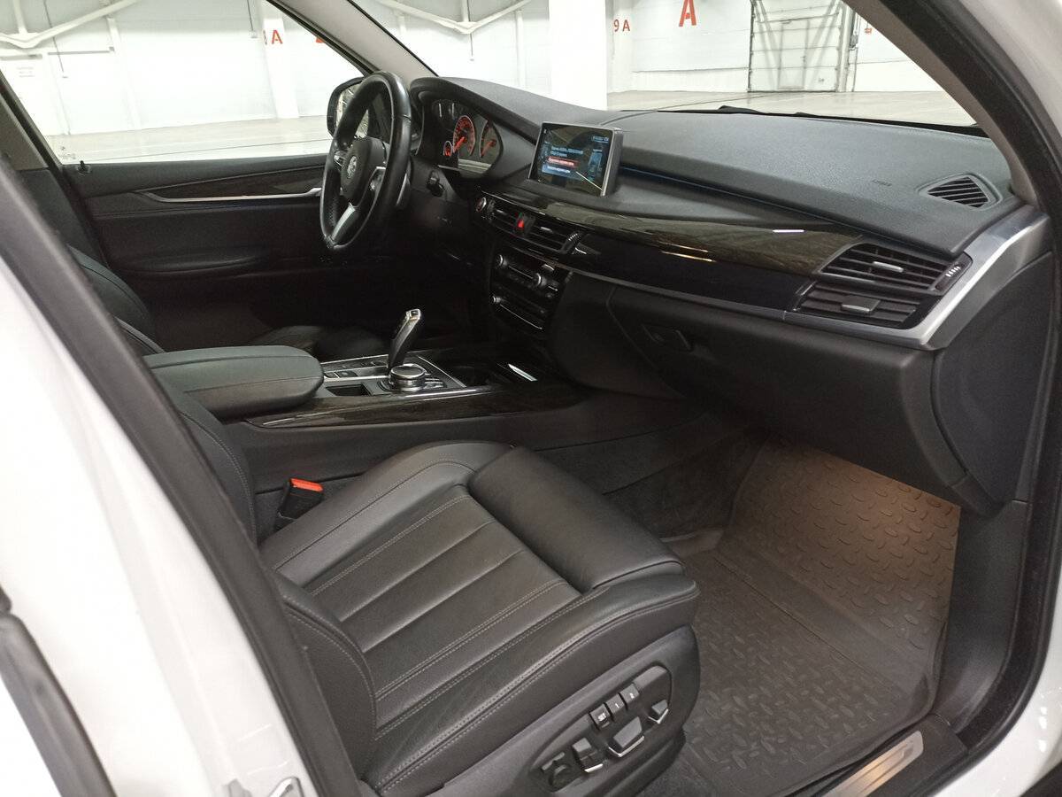 BMW X5 с пробегом — 2017 год. Фото: #10