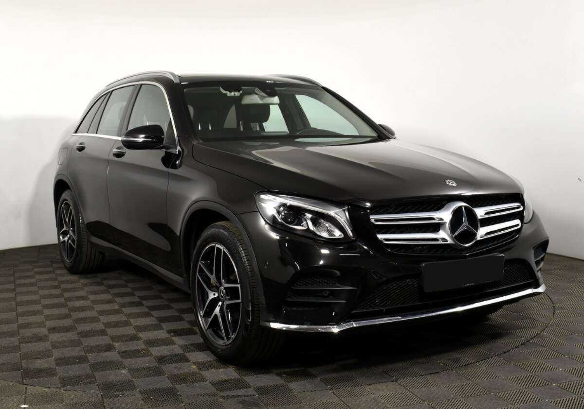 Mercedes-Benz GLC с пробегом — 2018 год. Фото: #2