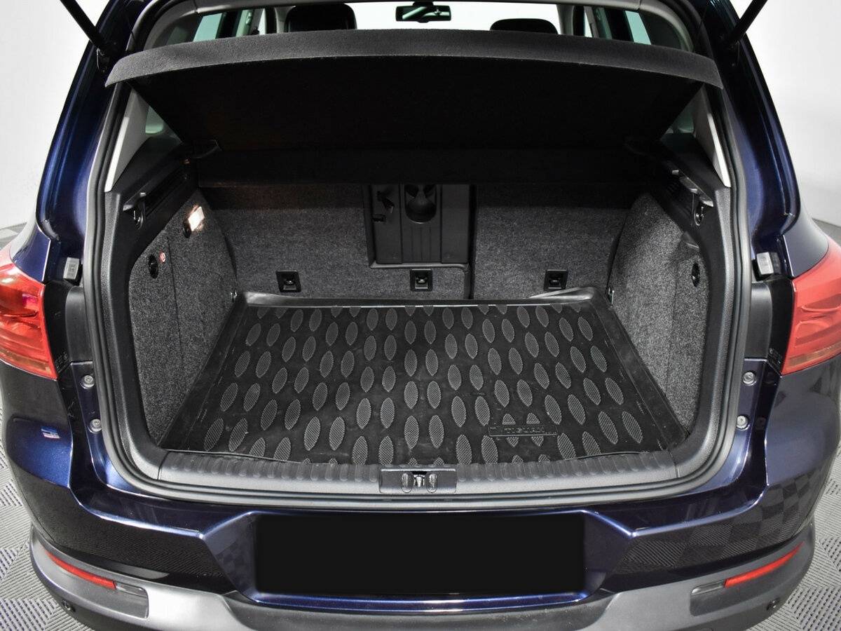 Volkswagen Tiguan с пробегом — 2011 год. Фото: #17