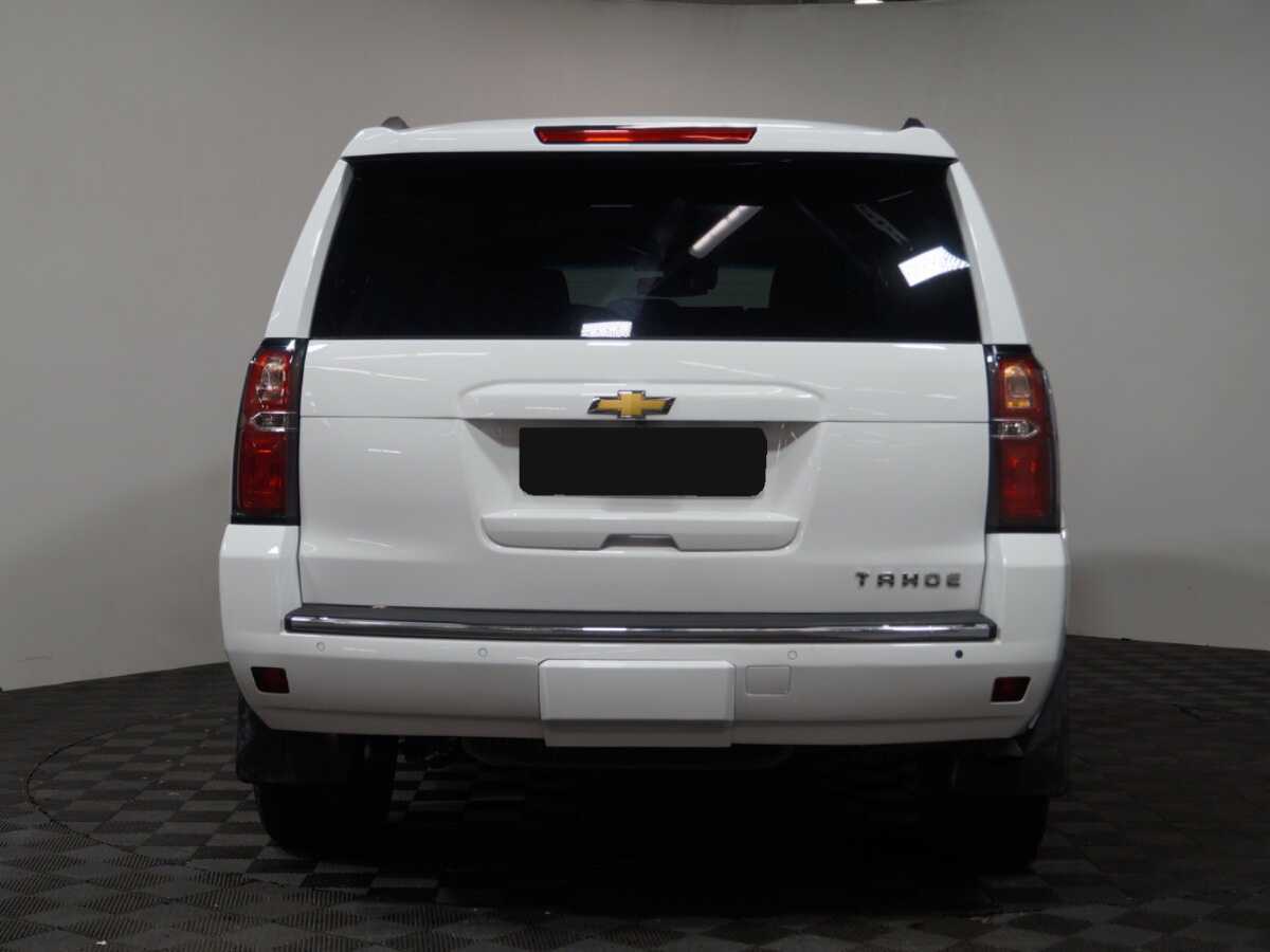 Chevrolet Tahoe с пробегом — 2016 год. Фото: #4