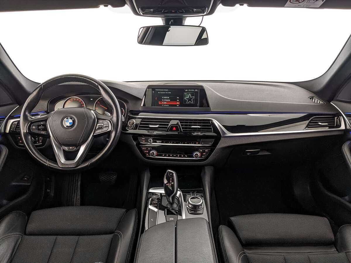BMW 5 серии с пробегом — 2017 год. Фото: #9