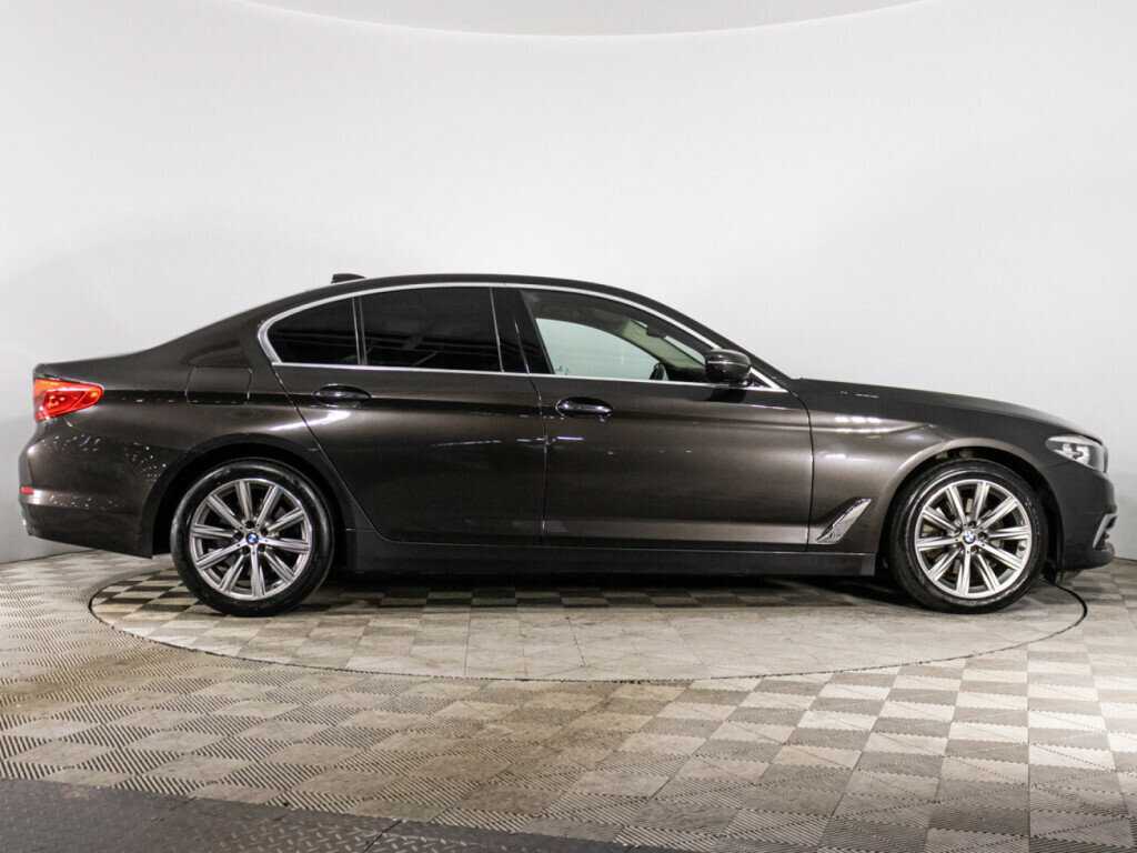 BMW 5 серии с пробегом — 2016 год. Фото: #3