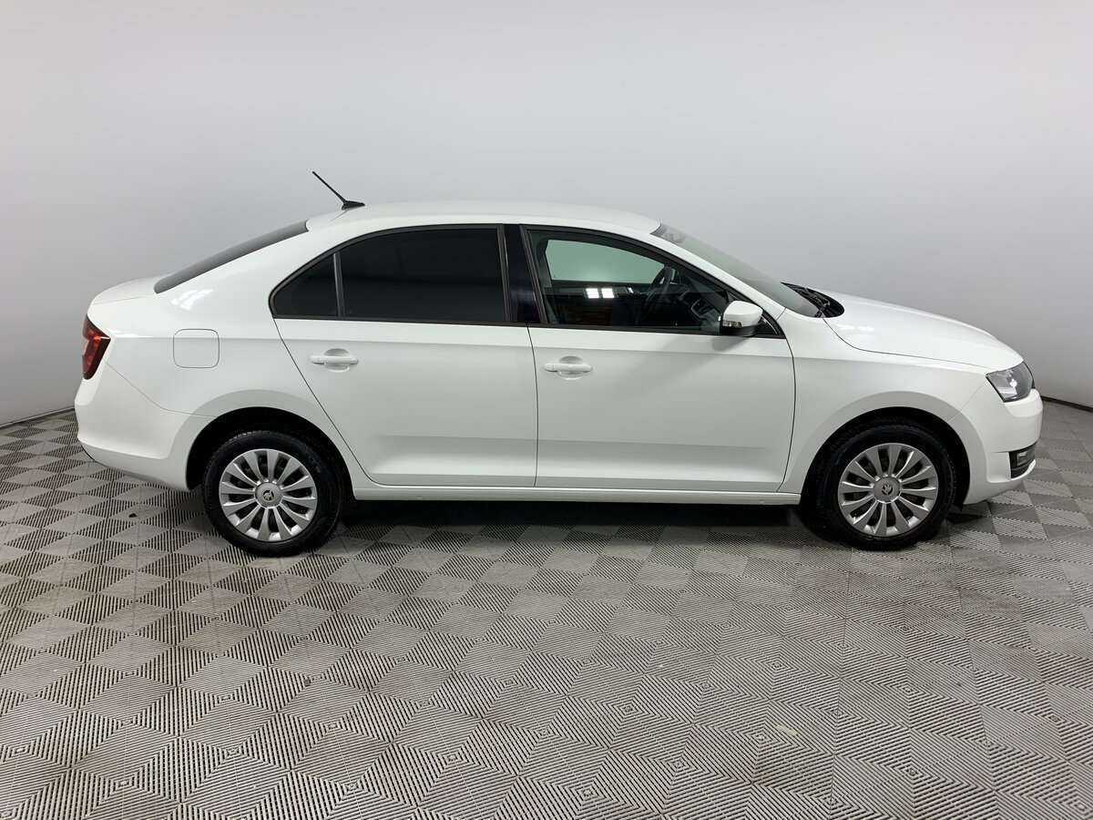 Skoda Rapid с пробегом — 2019 год. Фото: #3