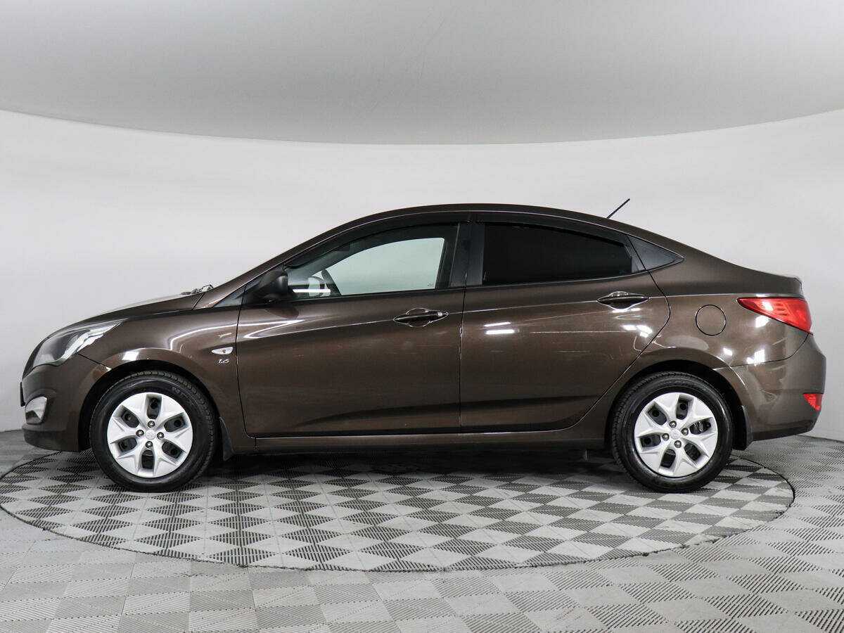 Hyundai Solaris с пробегом — 2016 год. Фото: #7