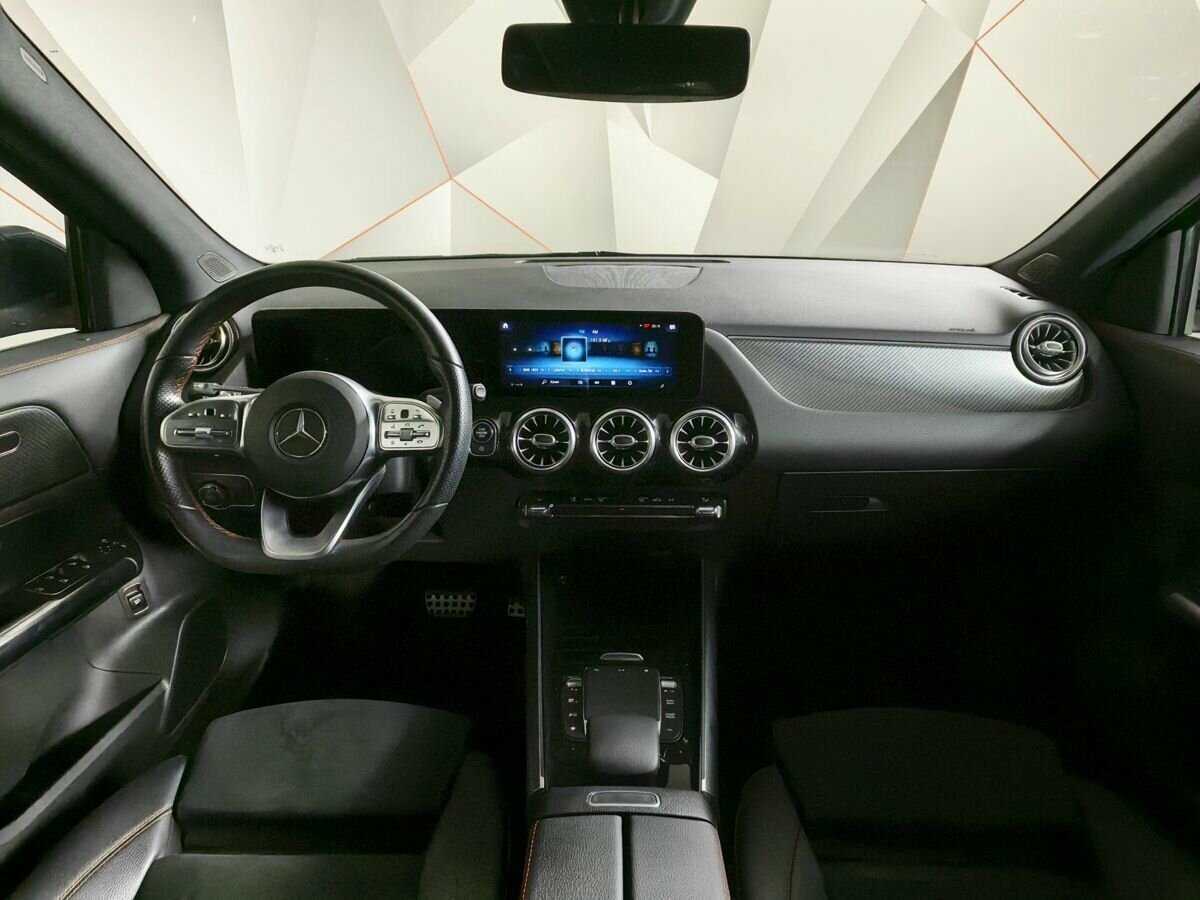 Mercedes-Benz GLA с пробегом — 2020 год. Фото: #9