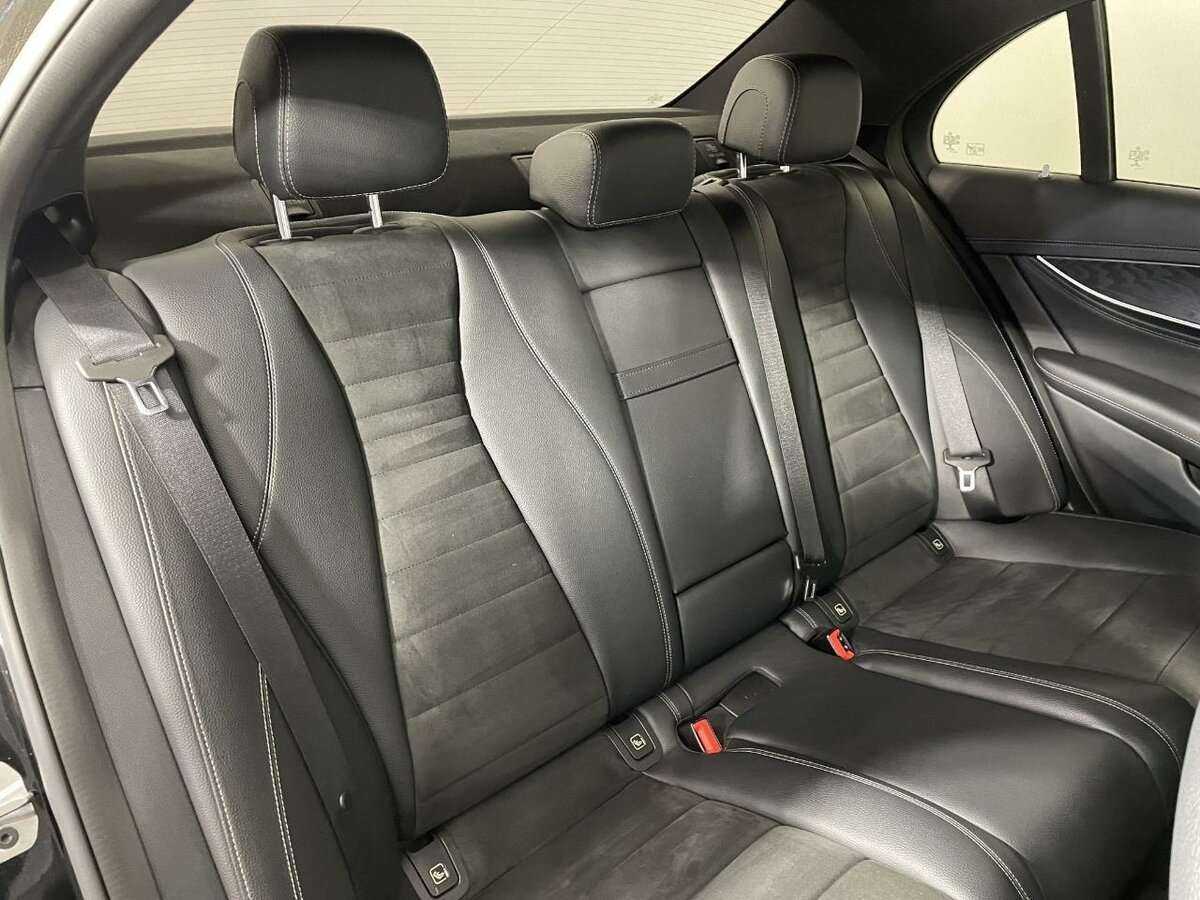 Mercedes-Benz E-Класс с пробегом — 2019 год. Фото: #12
