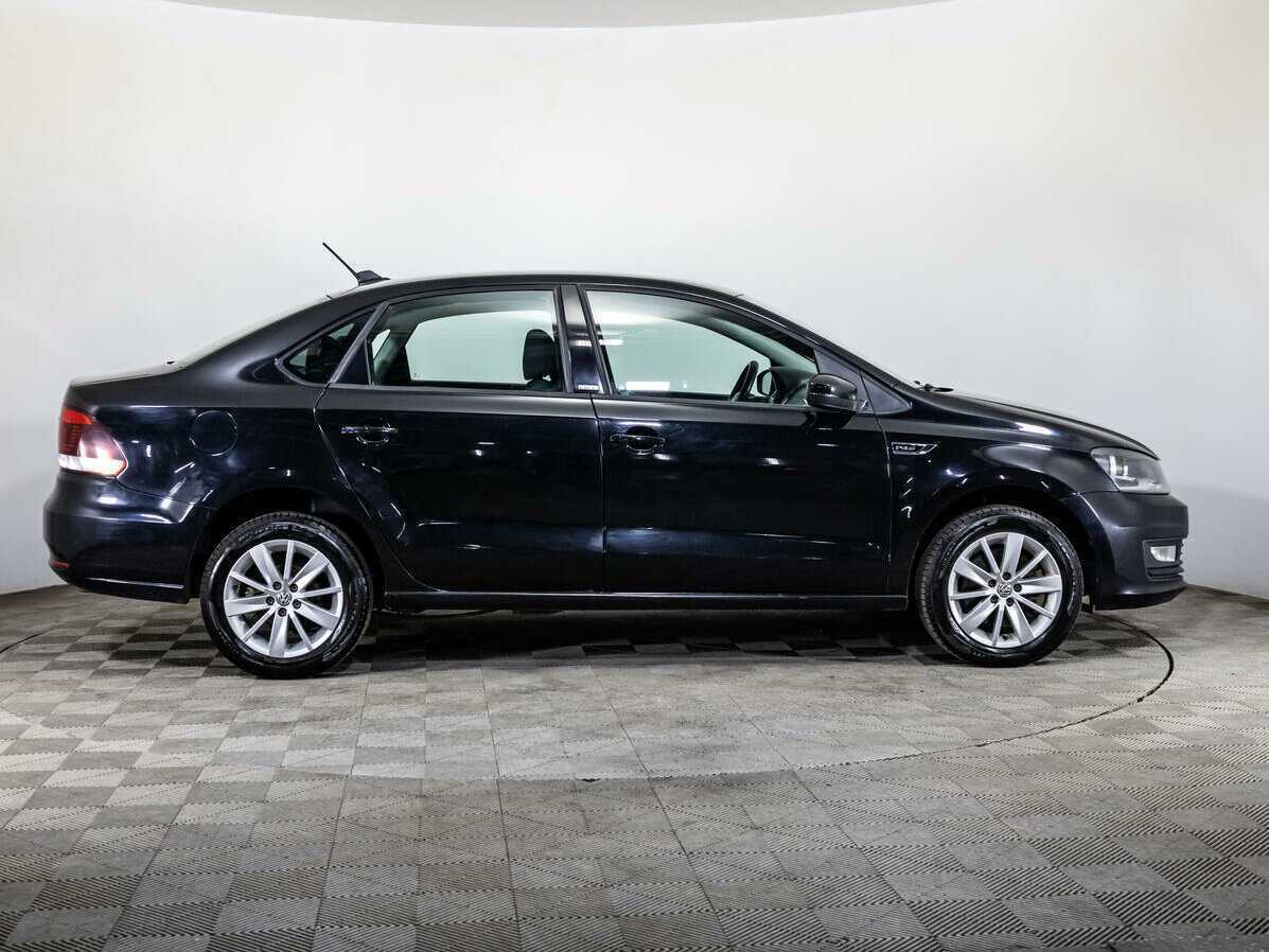Volkswagen Polo с пробегом — 2017 год. Фото: #3