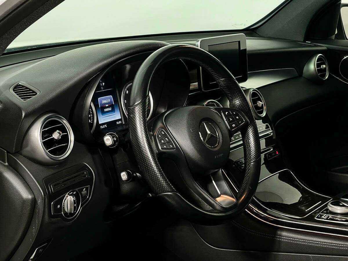 Mercedes-Benz GLC с пробегом — 2016 год. Фото: #10