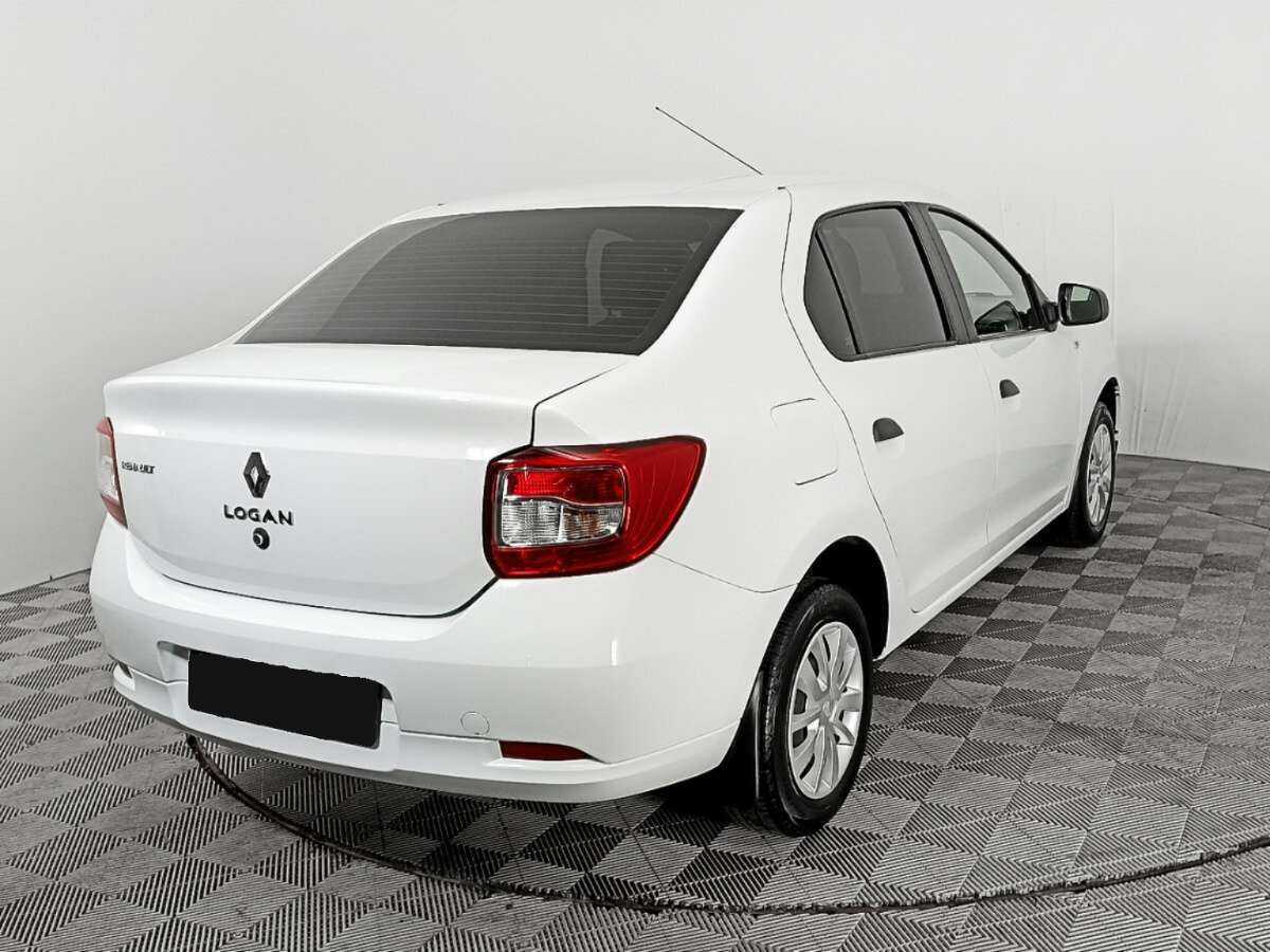 Renault Logan с пробегом — 2018 год. Фото: #4