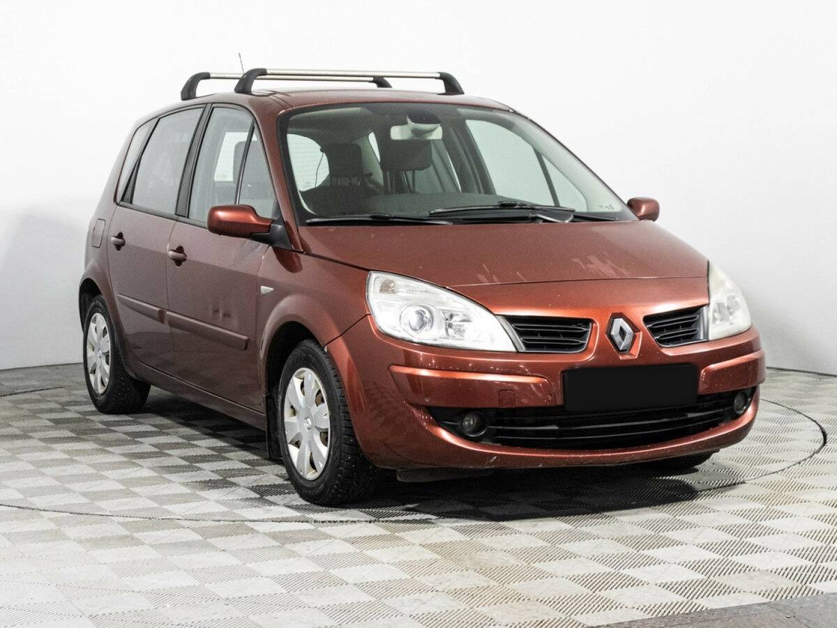 Renault Scenic с пробегом — 2008 год. Фото: #2