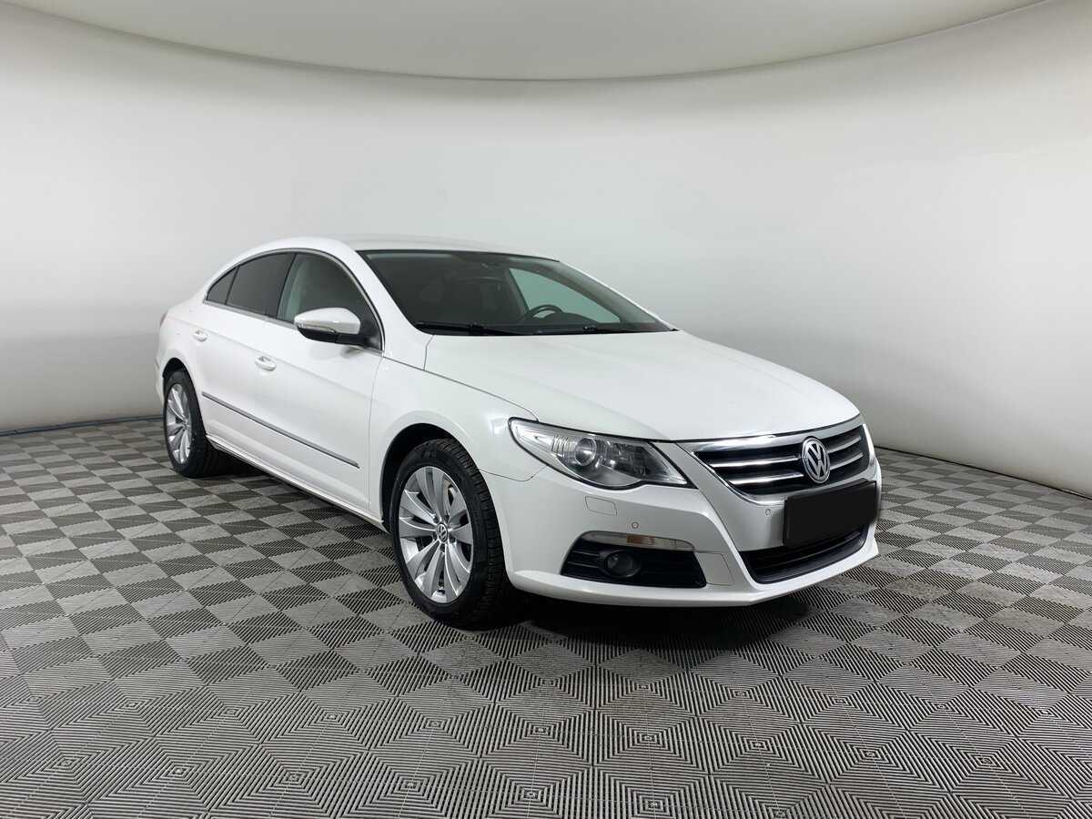 Volkswagen Passat CC с пробегом — 2011 год. Фото: #2