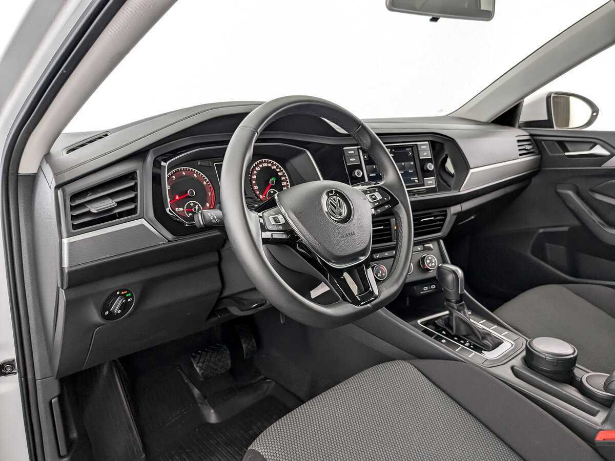 Volkswagen Jetta с пробегом — 2020 год. Фото: #15