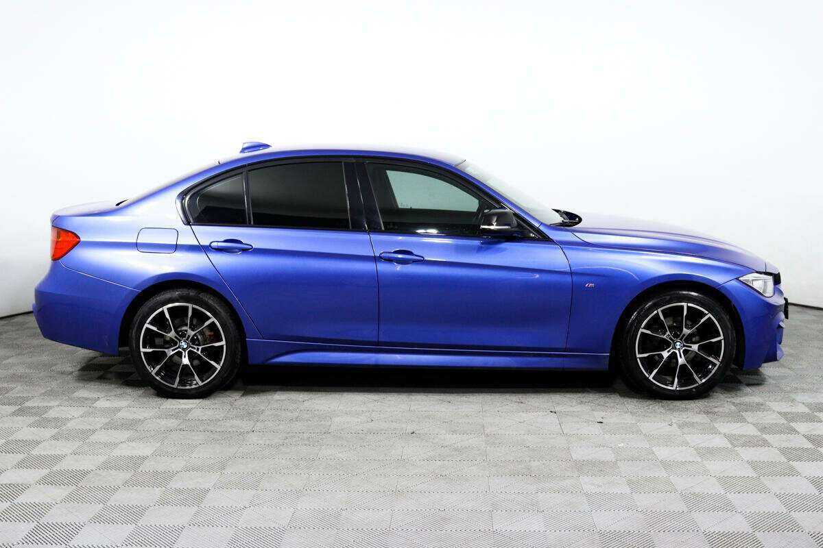 BMW 3 серии с пробегом — 2015 год. Фото: #3