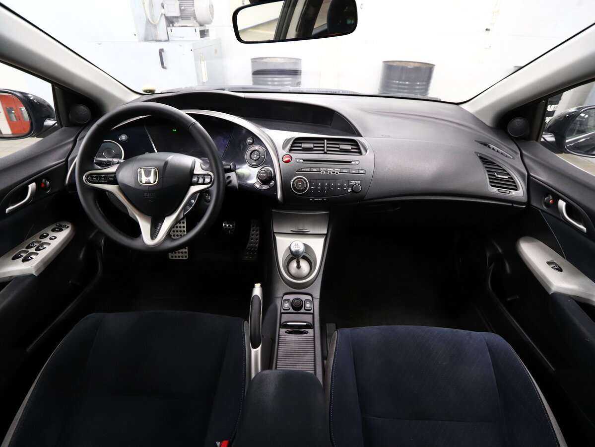 Honda Civic с пробегом — 2008 год. Фото: #14