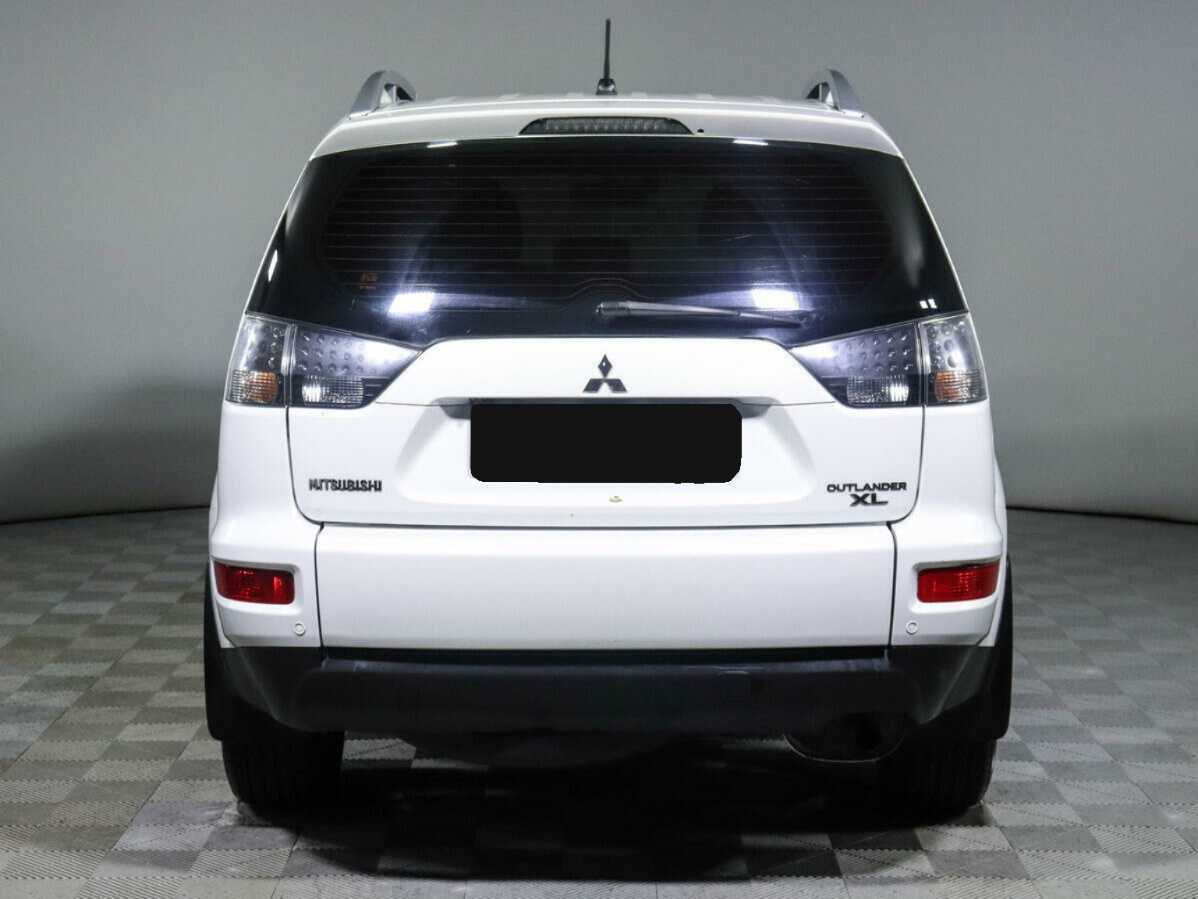 Mitsubishi Outlander с пробегом — 2010 год. Фото: #5