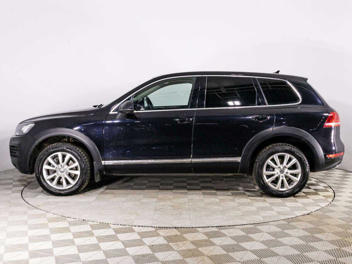 Volkswagen Touareg с пробегом — 2010 год. Фото: #7