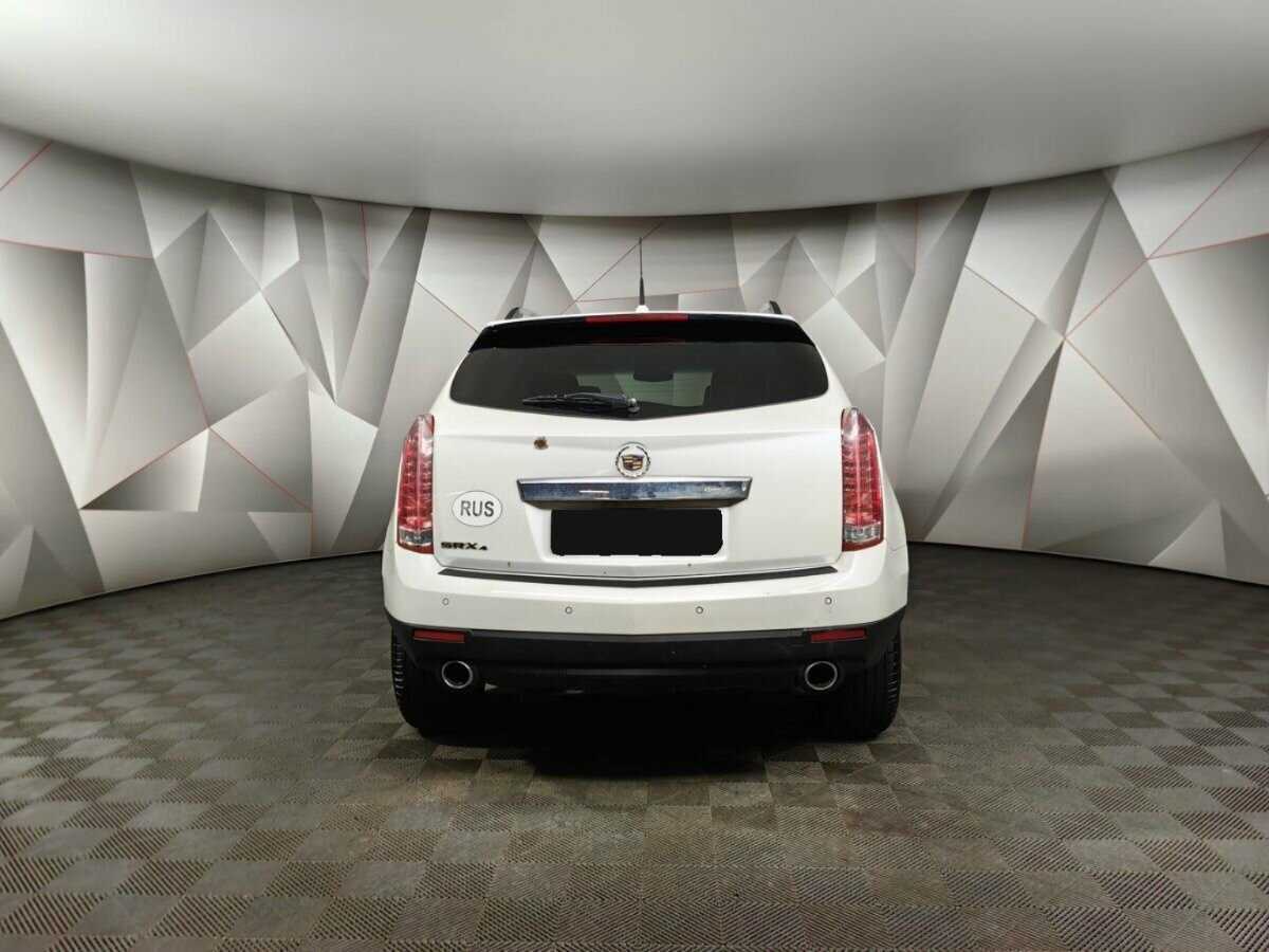 Cadillac SRX с пробегом — 2014 год. Фото: #7