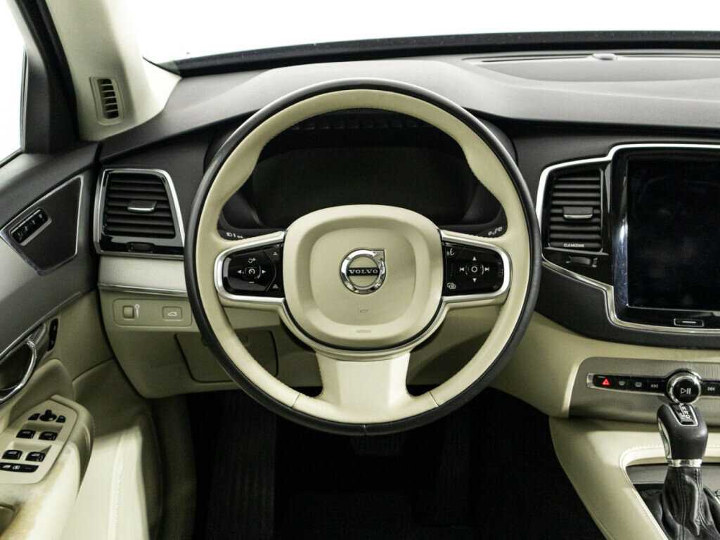 Volvo XC90 с пробегом — 2015 год. Фото: #19